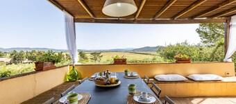 Maison confortable à Campiglia.