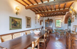 Dining - Beautiful home in Moncioni (Moncioni)