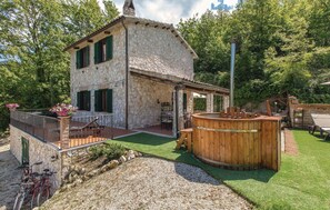 Property grounds - Il cacciatore di lucciole (Montecchio)