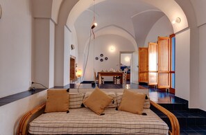 Interior - Wonderful seaview w/ direct sea access & jacuzzi (Leuca)