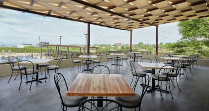 DoubleTree by Hilton Managua