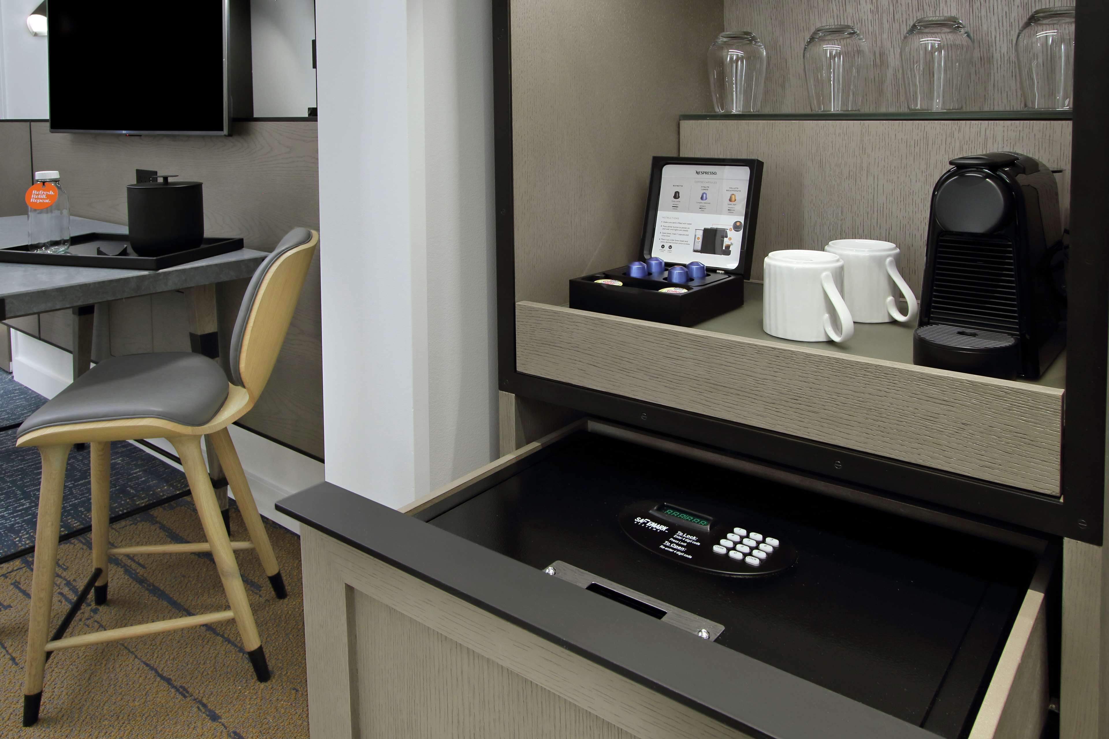 room, 2 queen beds, accessible (roll-in shower) | egyptian cotton sheets, premium bedding, memory-foam beds, in-room safe