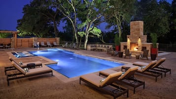 Outdoor pool, open 8:00 AM to 10:00 PM, sun loungers