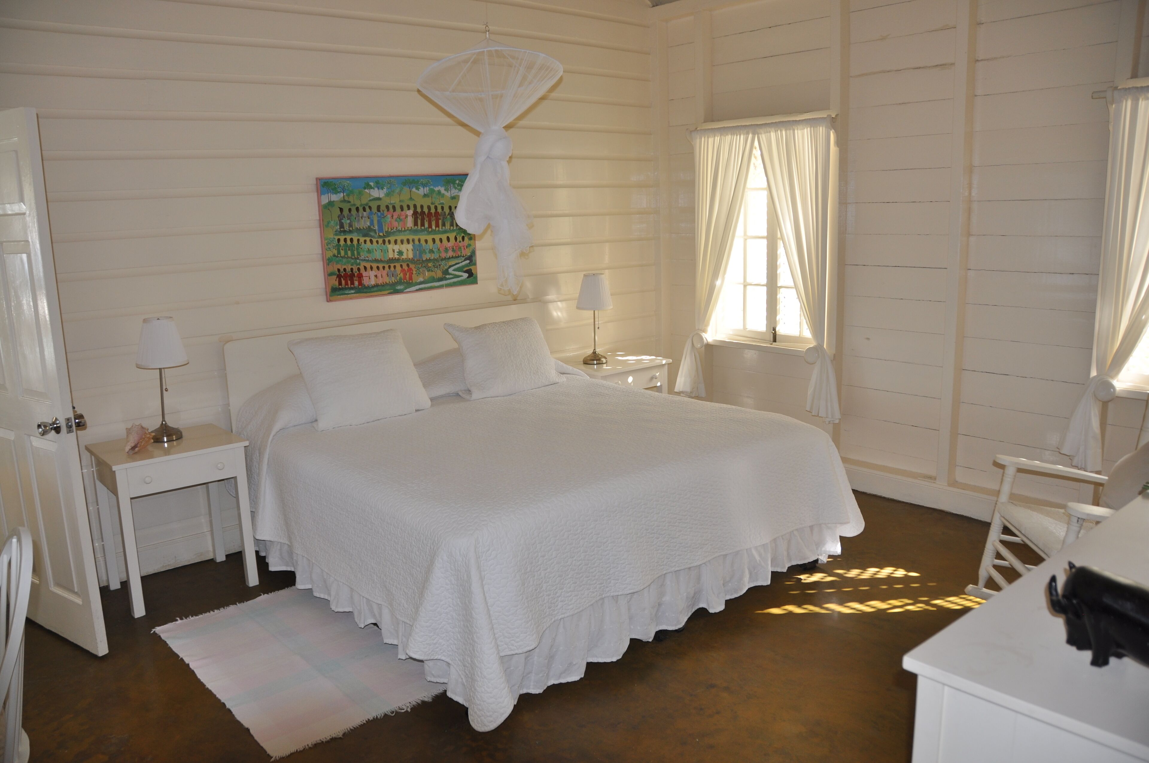 4 bedrooms, free WiFi, bed sheets, wheelchair access