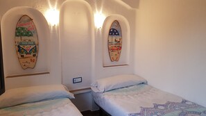 3 bedrooms, iron/ironing board, free WiFi, bed sheets - Villa Acacies 25  Urb. Torre Gran (Torroella de Montgrí)
