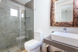 Appartamento, 2 camere da letto | Bagno | Doccia, asciugacapelli, asciugamani