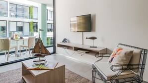 Appartement de 1 chambre | Coin séjour | Télévision