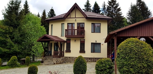 Fox Valley Villa