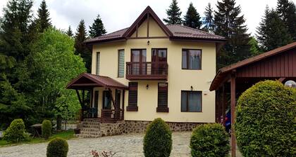 Fox Valley Villa
