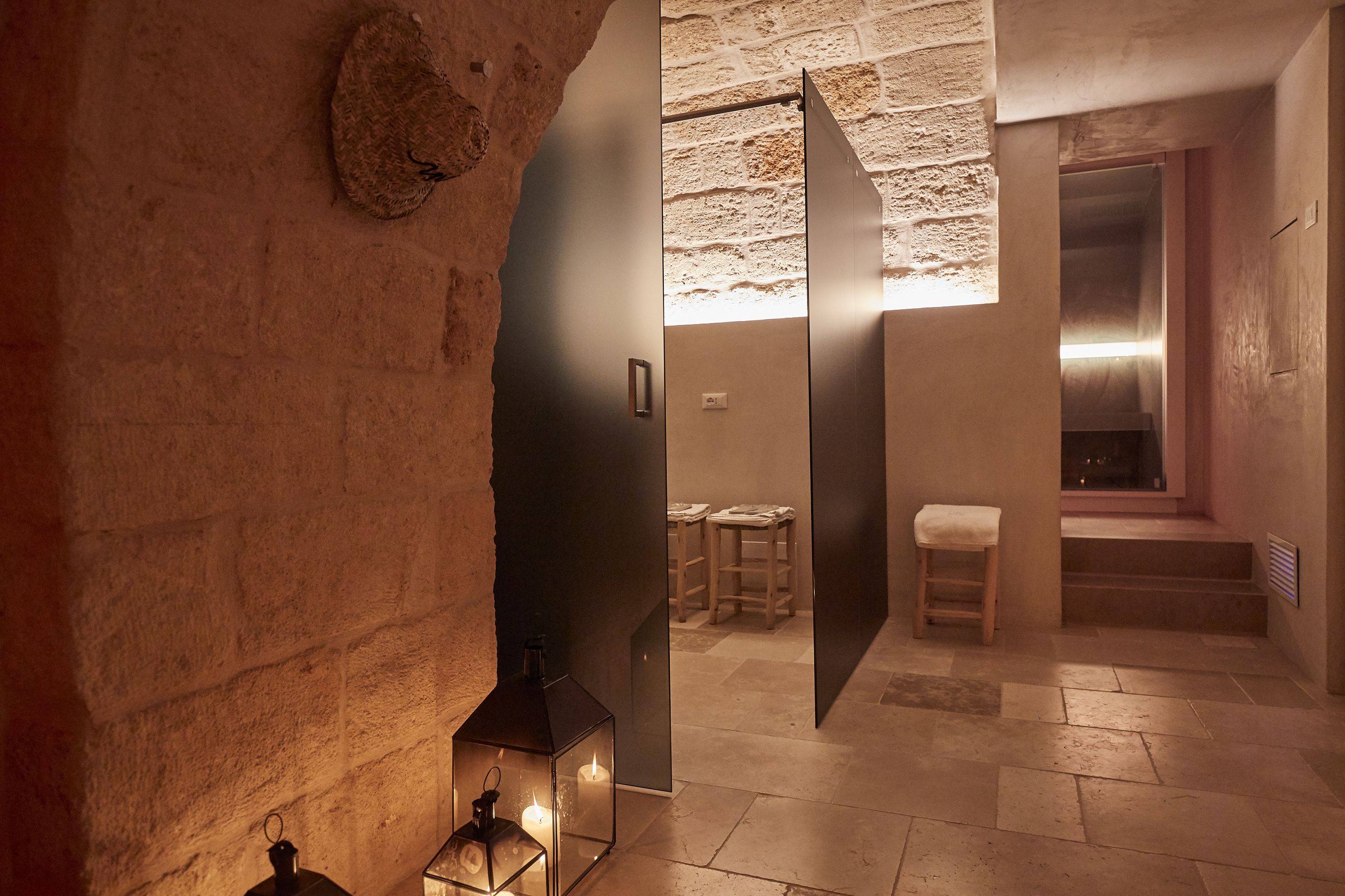 Tina de hidromasaje y baño de vapor 