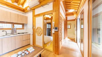 5 bedrooms