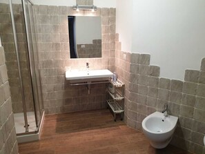 Shower, bidet