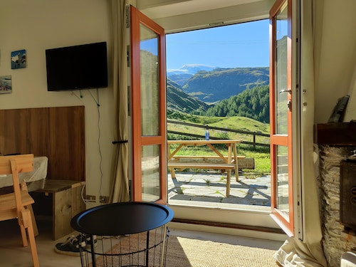 Ski-Chalet Cervinia Martino und Bassi Ski-In-Ski-Out Sonnenterrasse für 6 Personen