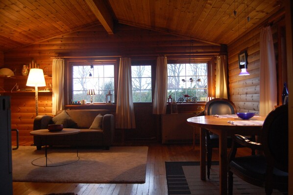 Interior - Very cozy Scandinavian log house in a quiet location on a large plot (Brekendorf)