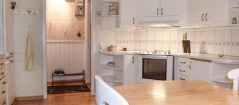 Schönes Haus in Hultsfred mit Küche