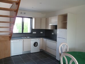 Private kitchen - House T3 - All comfort - Calm (Bono)