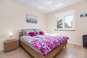 3 Schlafzimmer, Zimmersafe, Bügeleisen/Bügelbrett, WLAN