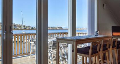 Cozy apartment in Rönnäng with kitchen