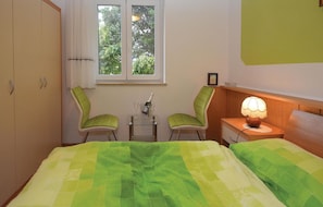 2 bedrooms, free WiFi, bed sheets
