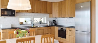 2 bedroom cozy apartment in Rönnäng