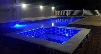 Landhaus in Atibaia, beheizter Pool, SPA, Minikurs, 16 Personen oder +