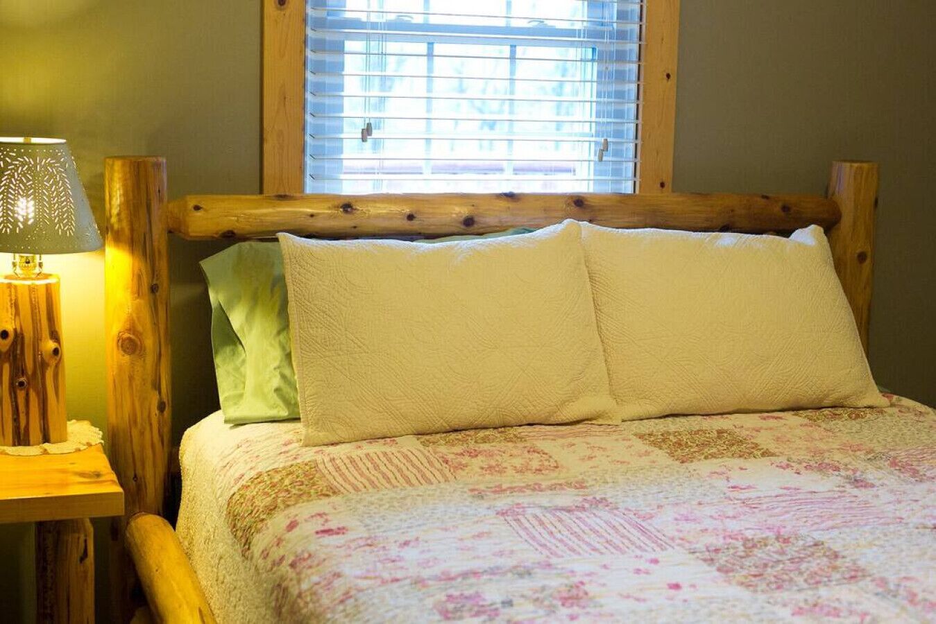 2 間睡房、免費 Wi-Fi、床單