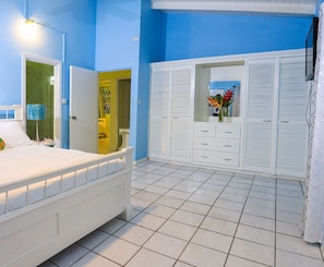 ลักซ์ชัวรี่บังกะโล, หลายเตียง, วิวภูเขา | เครื่องนอนระดับพรีเมียม, ผ้านวมขนเป็ด, ห้องพักตกแต่งอย่างมีเอกลักษณ์