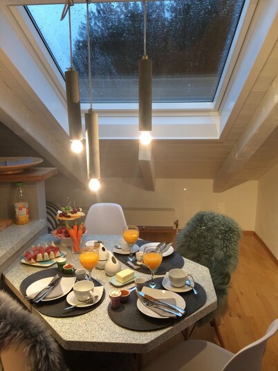 Chiemgau loft between mountain experience and lake magic - balcony and garden