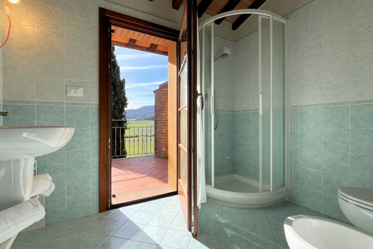 Doccia, asciugacapelli, bidet, asciugamani