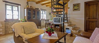 Holiday house Galant * fenced garden, terrace, BBQ, free WiFi