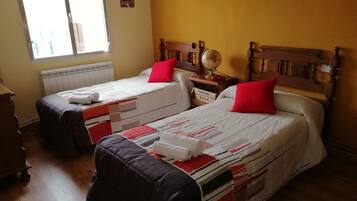 5 chambres, fer et planche Ă repasser, Wi-Fi gratuit, draps fournis