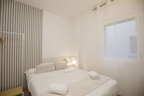 2 makuuhuonetta, silitysrauta/-lauta, vauvan matkasänky, Wi-Fi