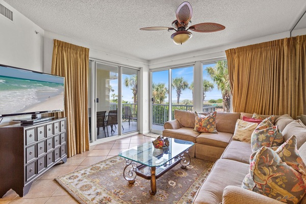 23-Crescent-108-Living