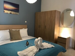 1 soverom, strykejern/-brett, wi-fi (inkludert) og sengetøy