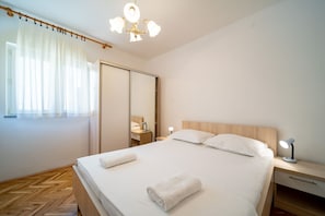 3 chambres, Wi-Fi gratuit, draps fournis