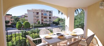 Apartment for 6/8 people – Pool residence – Air conditioning – WiFi – Sainte Maxime –...