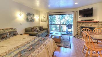 TV, fireplace, DVD player