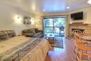 TV, fireplace, DVD player