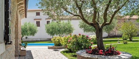 Jardines del alojamiento