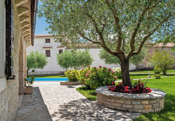 Jardines del alojamiento