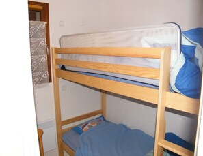2 bedrooms, free WiFi
