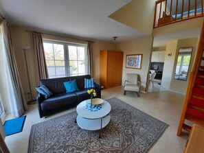 Télévision, chaîne hi-fi