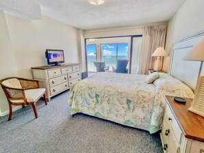 2 makuuhuonetta, silitysrauta/-lauta, ilmainen Wi-Fi, vuodevaatteet