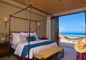 10 bedrooms, iron/ironing board, WiFi, bed sheets