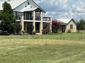 Exterior - Pool  Game Room Bar-R-O Ranch (Mason)