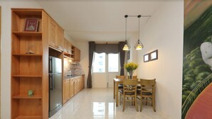 Private kitchen - La Fami Apartment Da Nang (Da Nang)