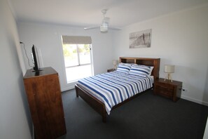 4 bedrooms, internet