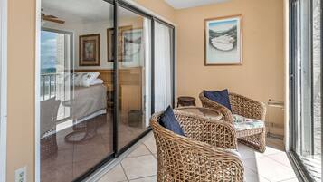 2 chambres, fer et planche Ă repasser, Wi-Fi gratuit, draps fournis