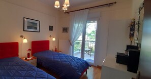 2 habitaciones, insonorización y tabla de planchar con plancha 