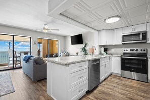 Unclassified image, 4 of 31, button - Beachfront condo with gorgeous updates (Gulf Shores)